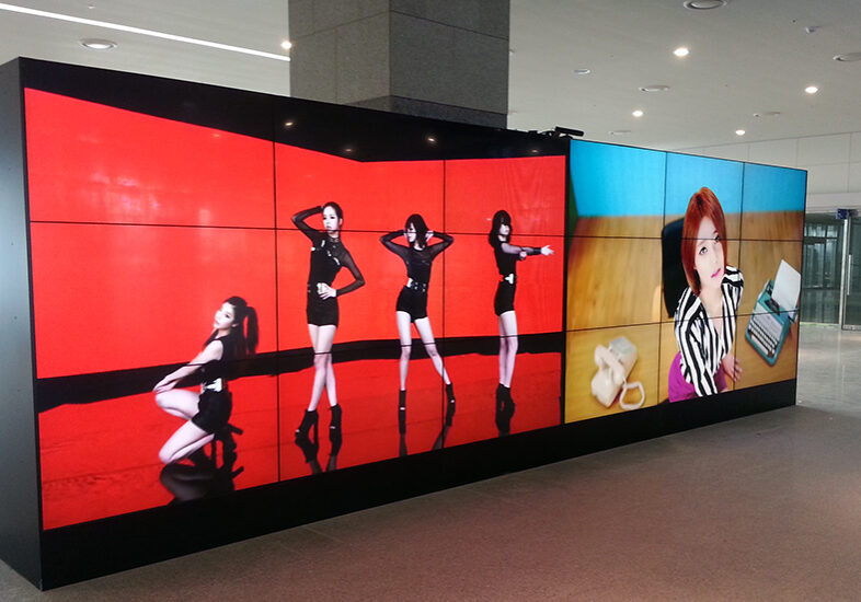 Video wall in an Osaka retail shopping center